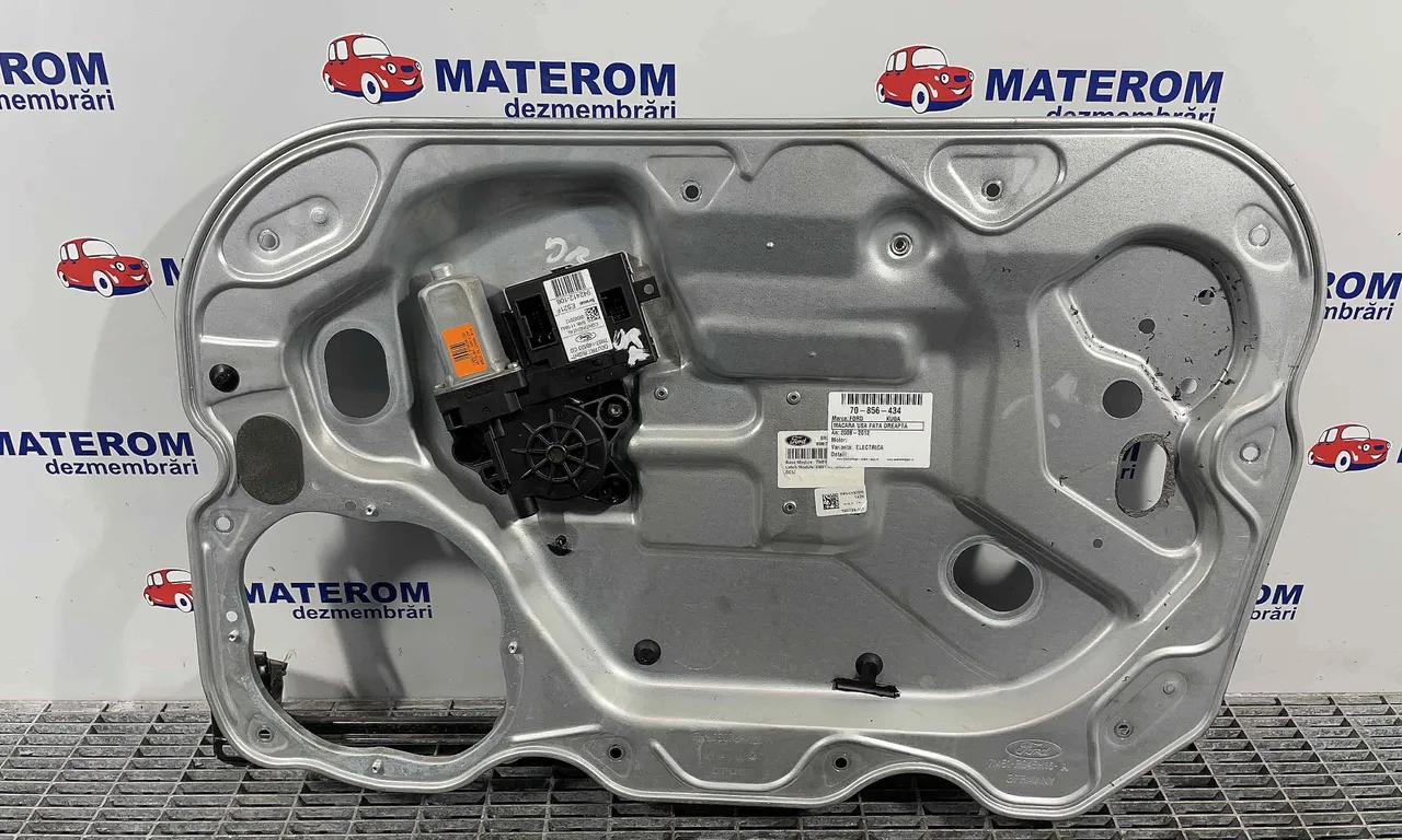 MACARA USA FATA DREAPTA FORD KUGA I 2008-2012