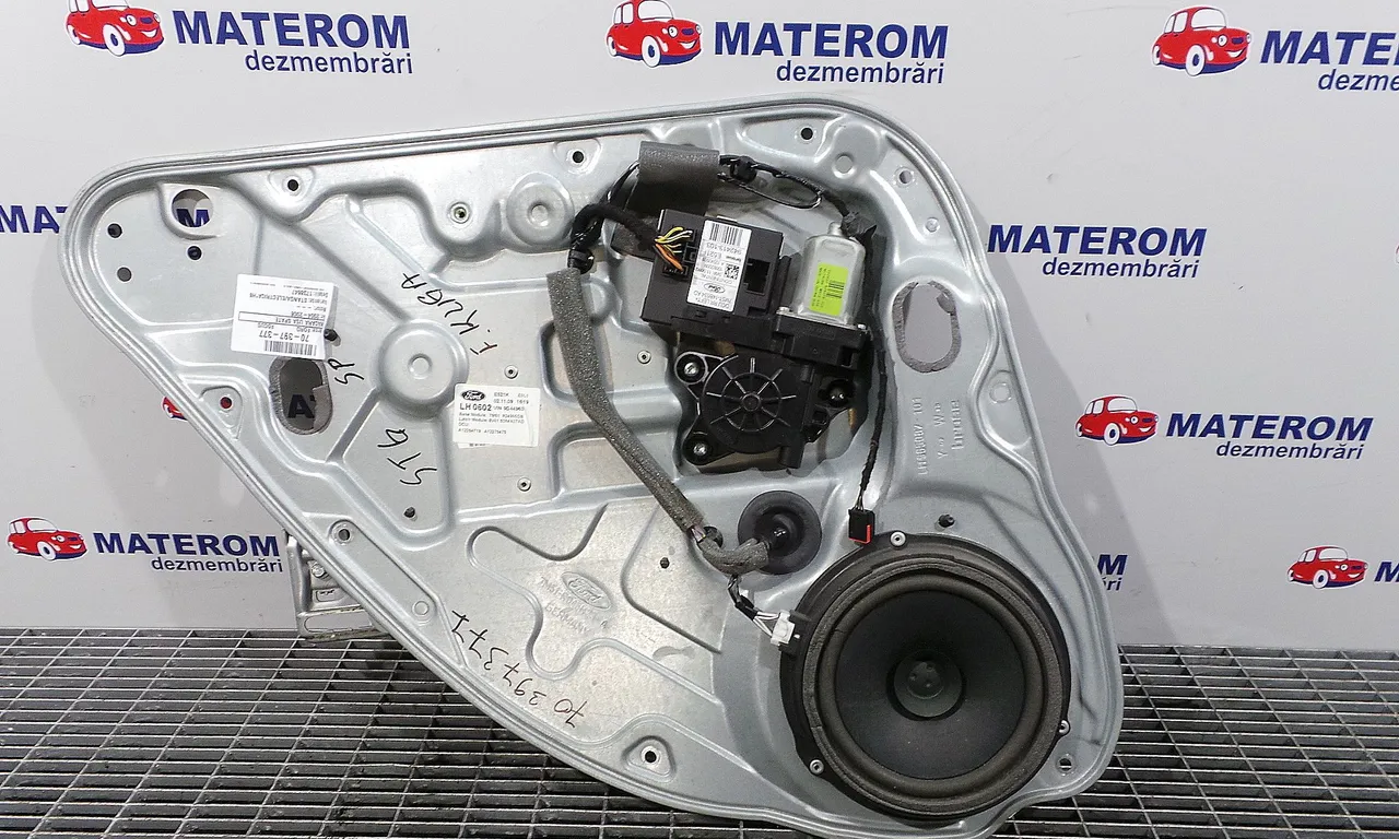 MACARA USA SPATE STANGA FORD KUGA I 2008-2012