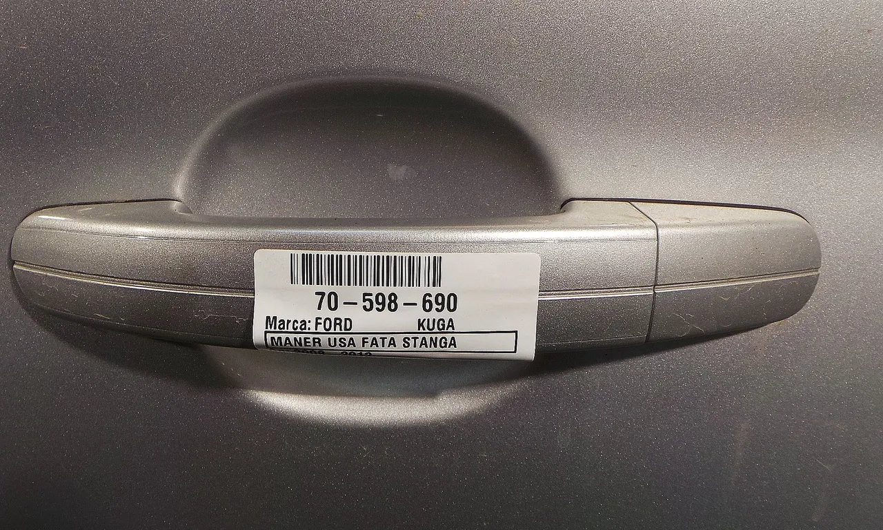 MANER USA FATA STANGA FORD KUGA I 2008-2012