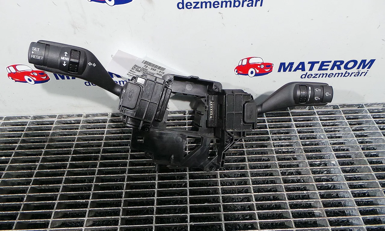 BLOC SEMNALIZARE FORD KUGA I 2008-2012