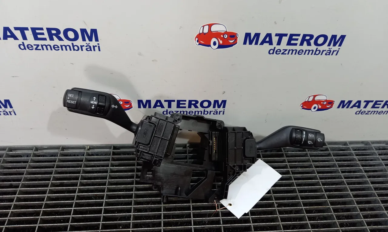 BLOC SEMNALIZARE FORD KUGA I 2008-2012