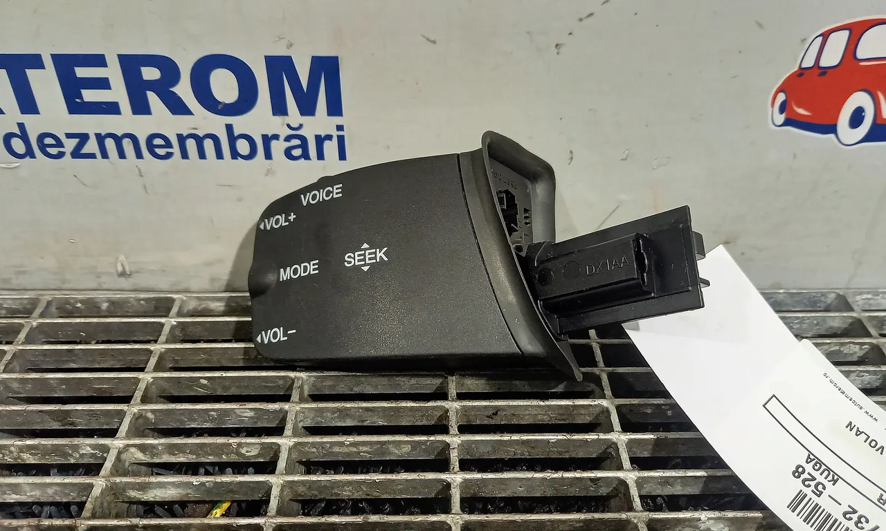 BUTOANE COMENZI VOLAN FORD KUGA I 2008-2012