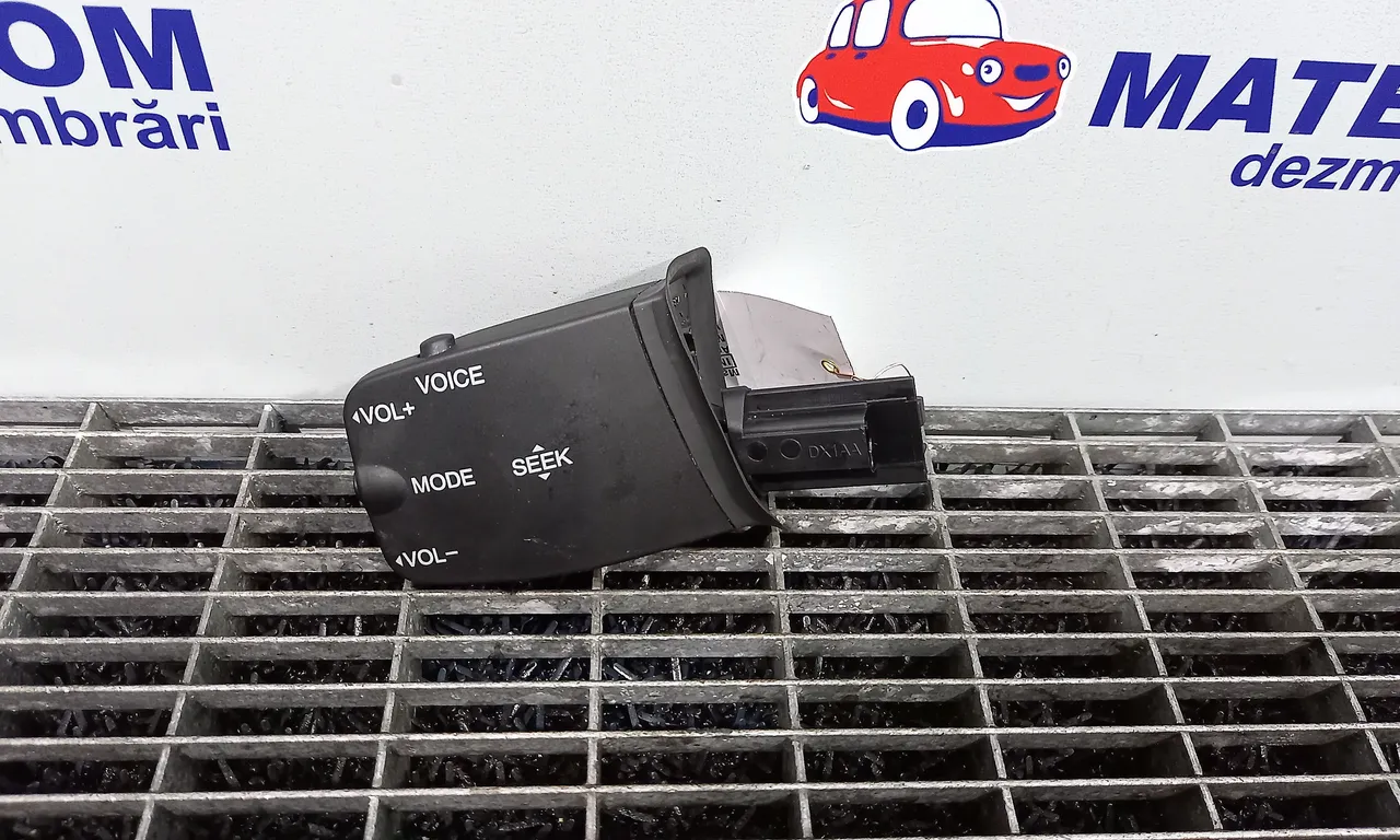 BUTOANE COMENZI VOLAN FORD KUGA I 2008-2012
