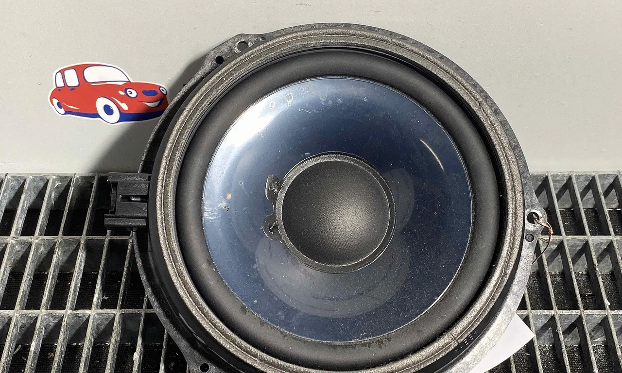 DIFUZOR AUDIO FORD KUGA I 2008-2012
