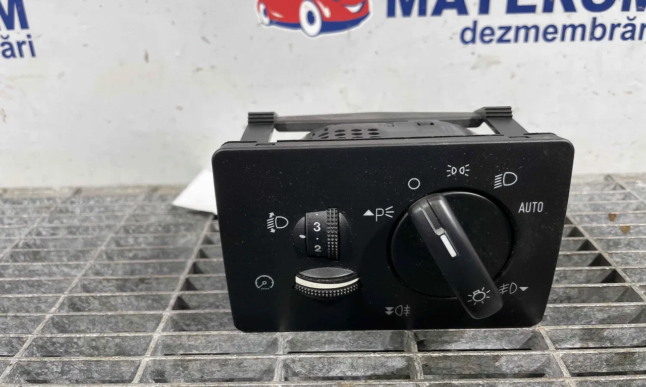 INTRERUPATOR LUMINI FORD KUGA I 2008-2012