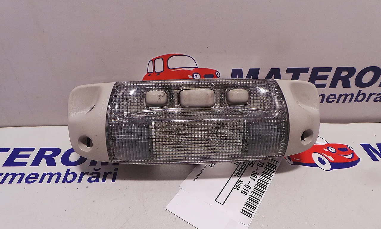 LAMPA PLAFONIERA FORD KUGA I 2008-2012