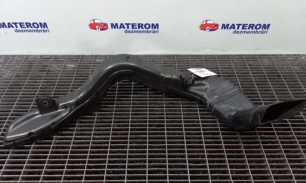 FURTUN ADMISIE AER FORD KUGA I 2008-2012