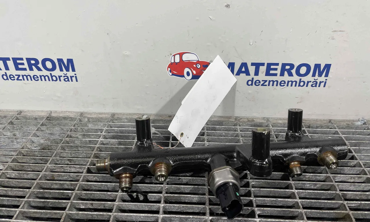 RAMPA INJECTIE FORD KUGA I 2008-2012