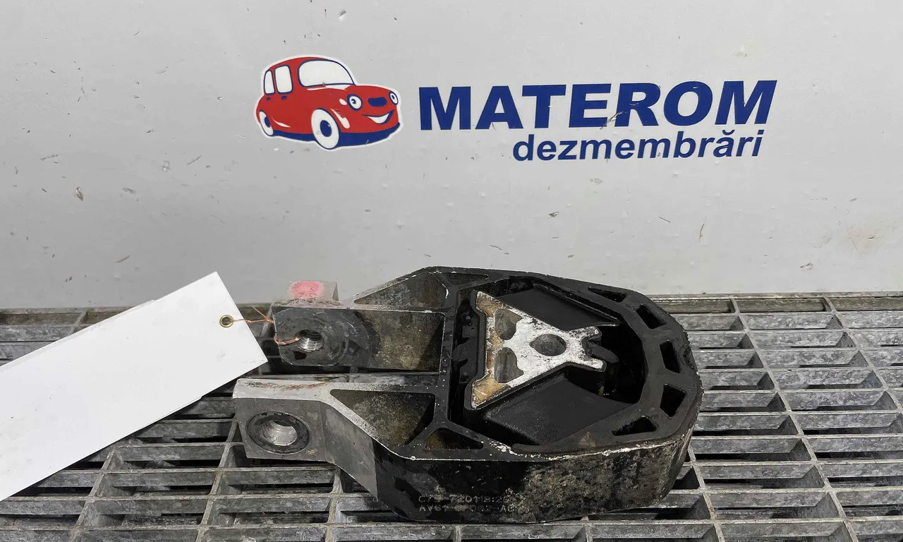 TAMPON CUTIE VITEZE FORD KUGA I 2008-2012