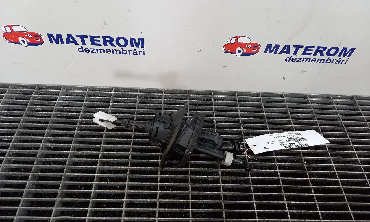 POMPA AMBREIAJ FORD KUGA I 2008-2012