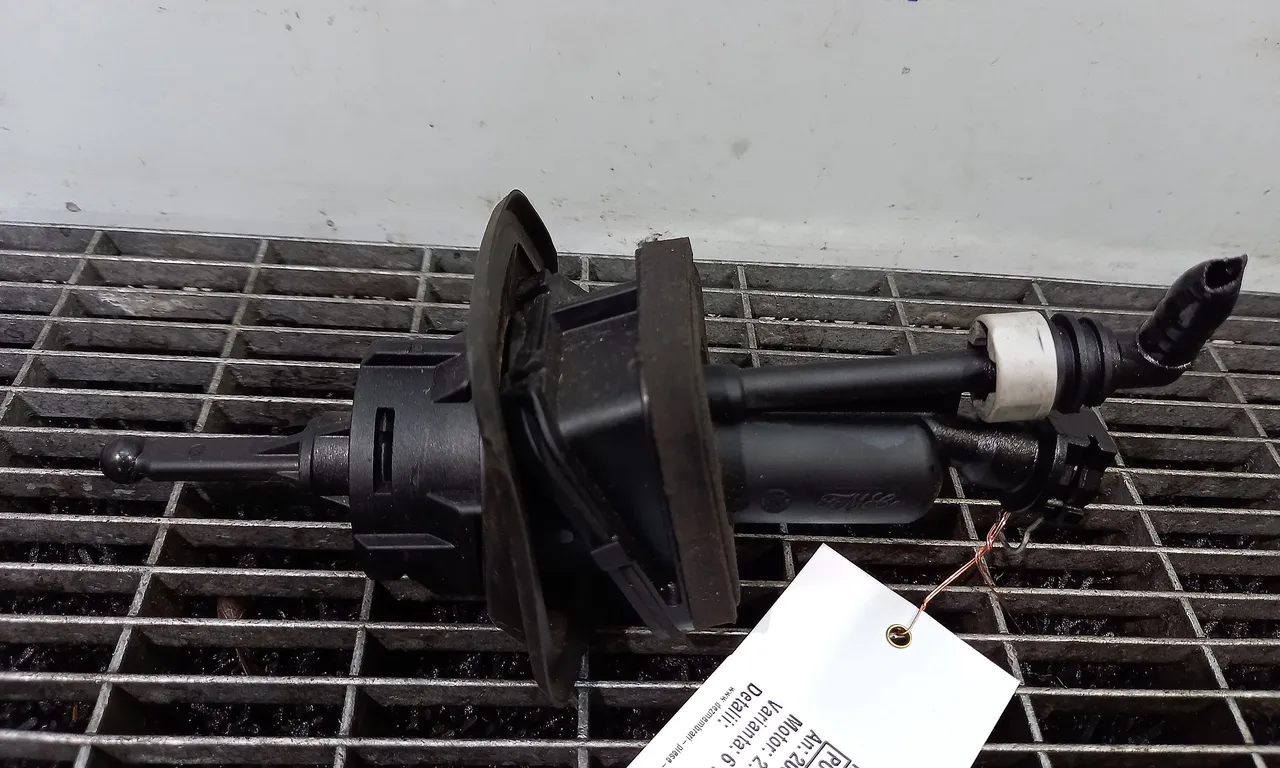 POMPA AMBREIAJ FORD KUGA I 2008-2012