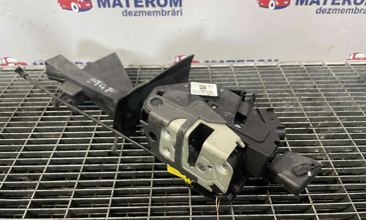 INCUIETOARE USA FATA STANGA FORD KUGA II VAN 2012-2019