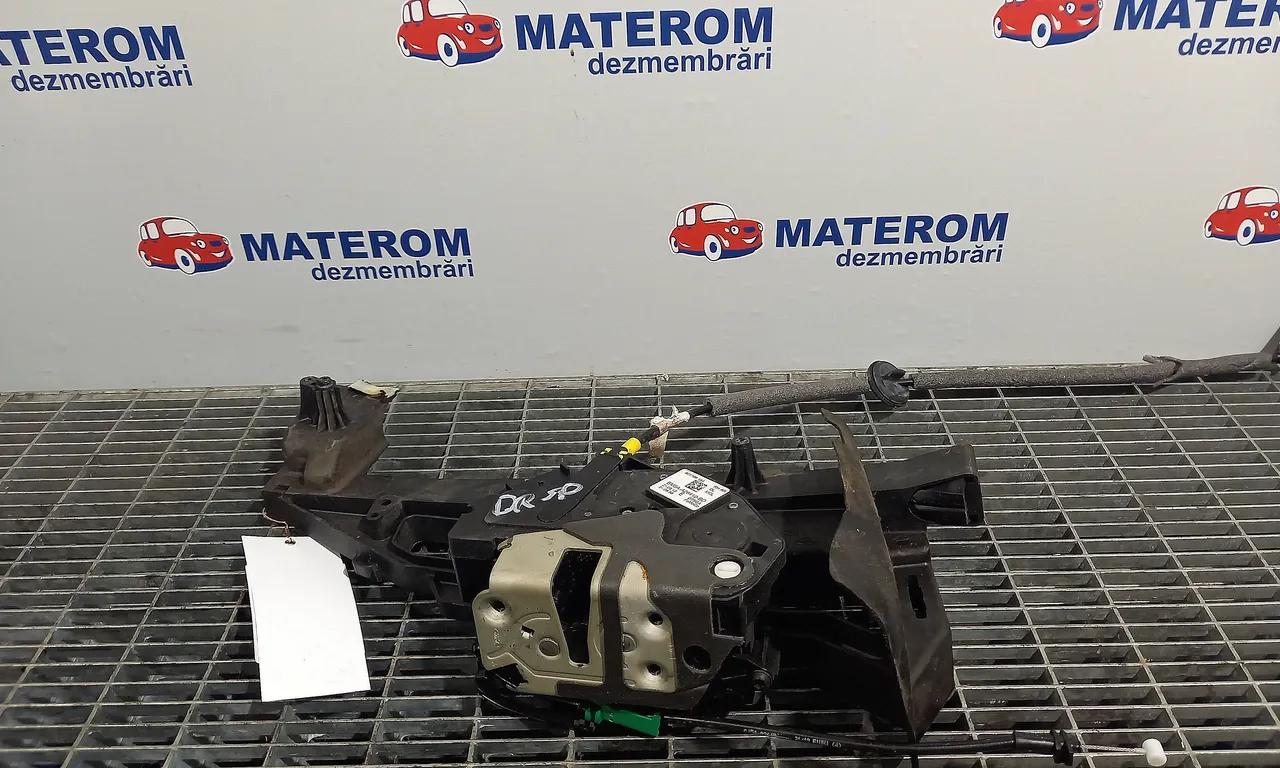 INCUIETOARE USA SPATE DREAPTA FORD KUGA II VAN 2012-2019