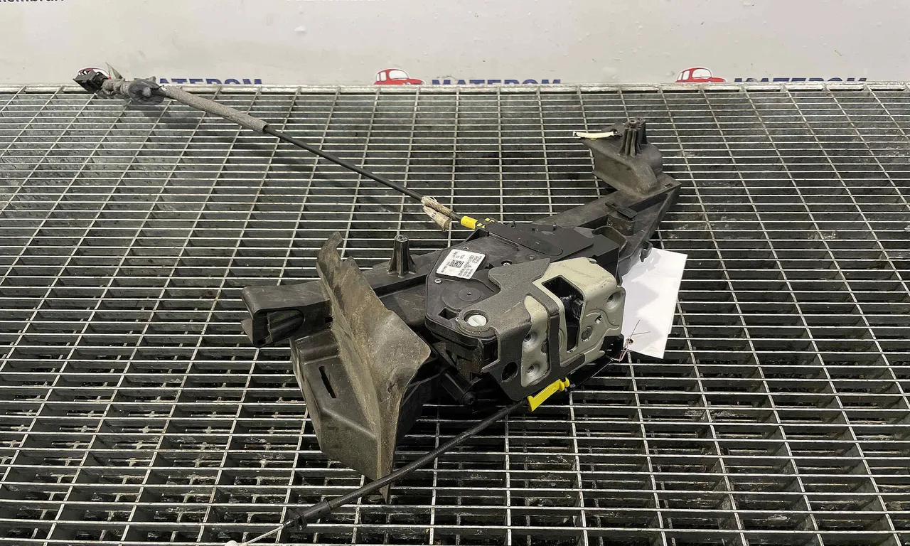 INCUIETOARE USA SPATE STANGA FORD KUGA II VAN 2012-2019