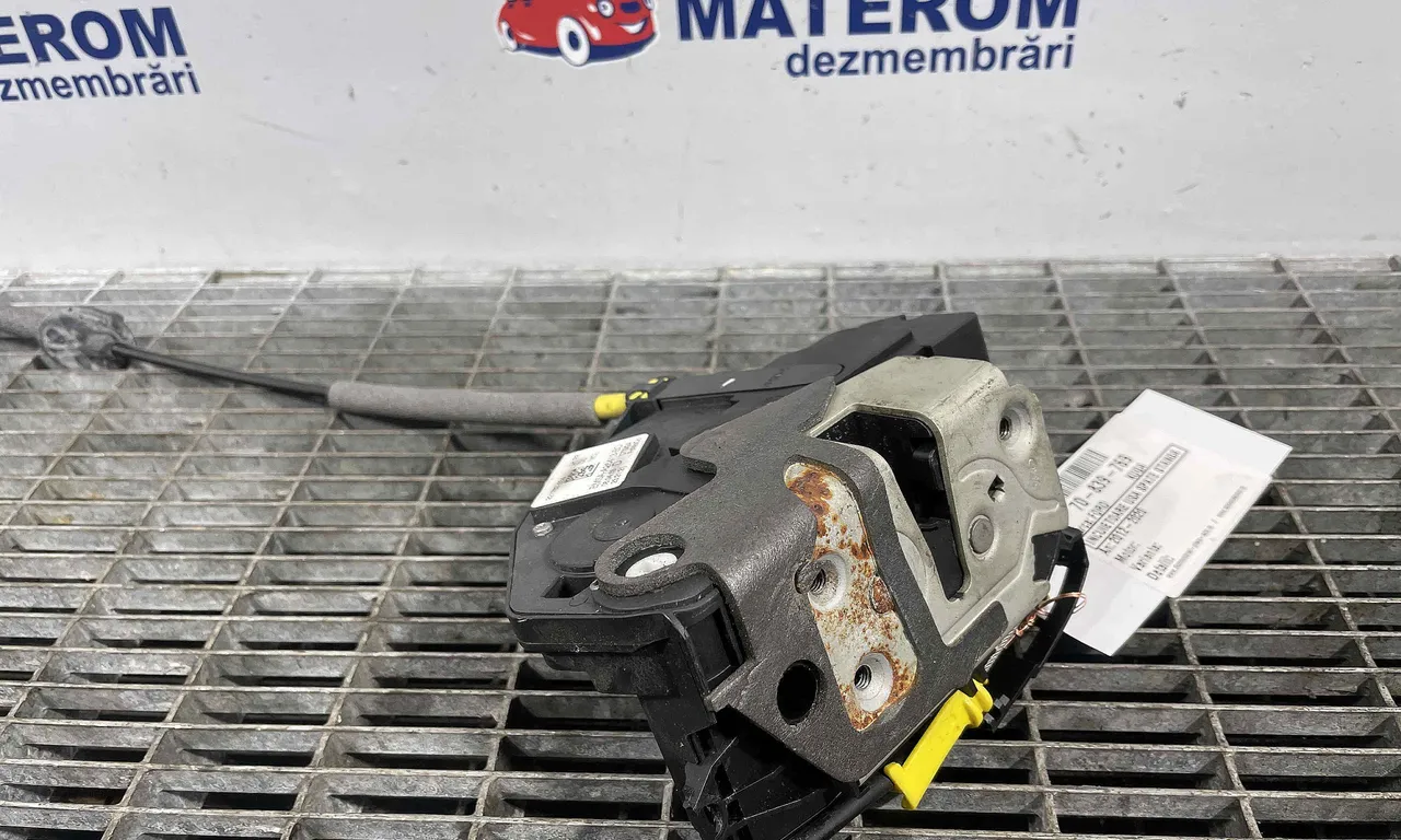 INCUIETOARE USA SPATE STANGA FORD KUGA II VAN 2012-2019