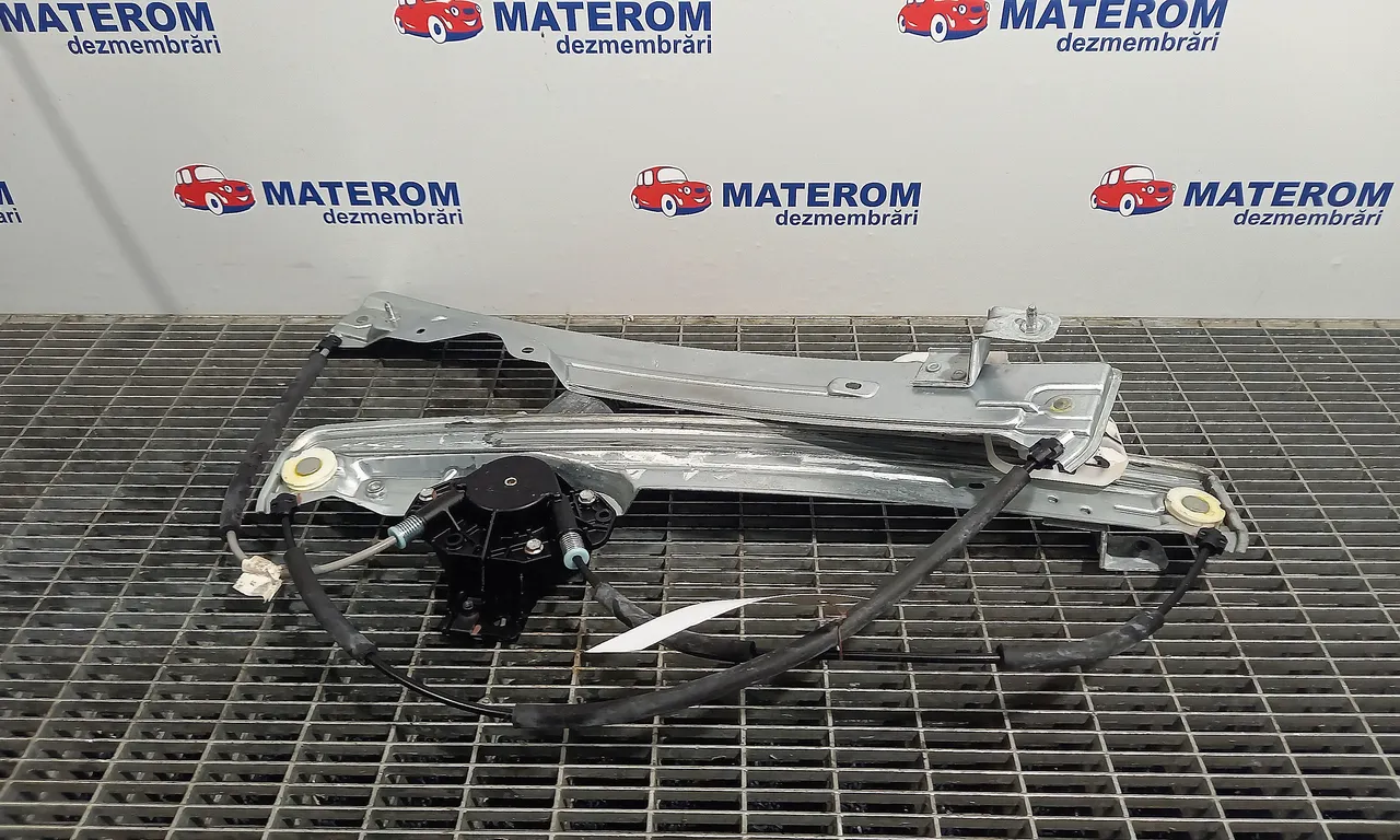 MACARA USA FATA DREAPTA FORD KUGA II VAN 2012-2019