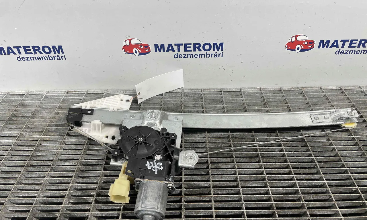 MACARA USA SPATE STANGA FORD KUGA II VAN 2012-2019