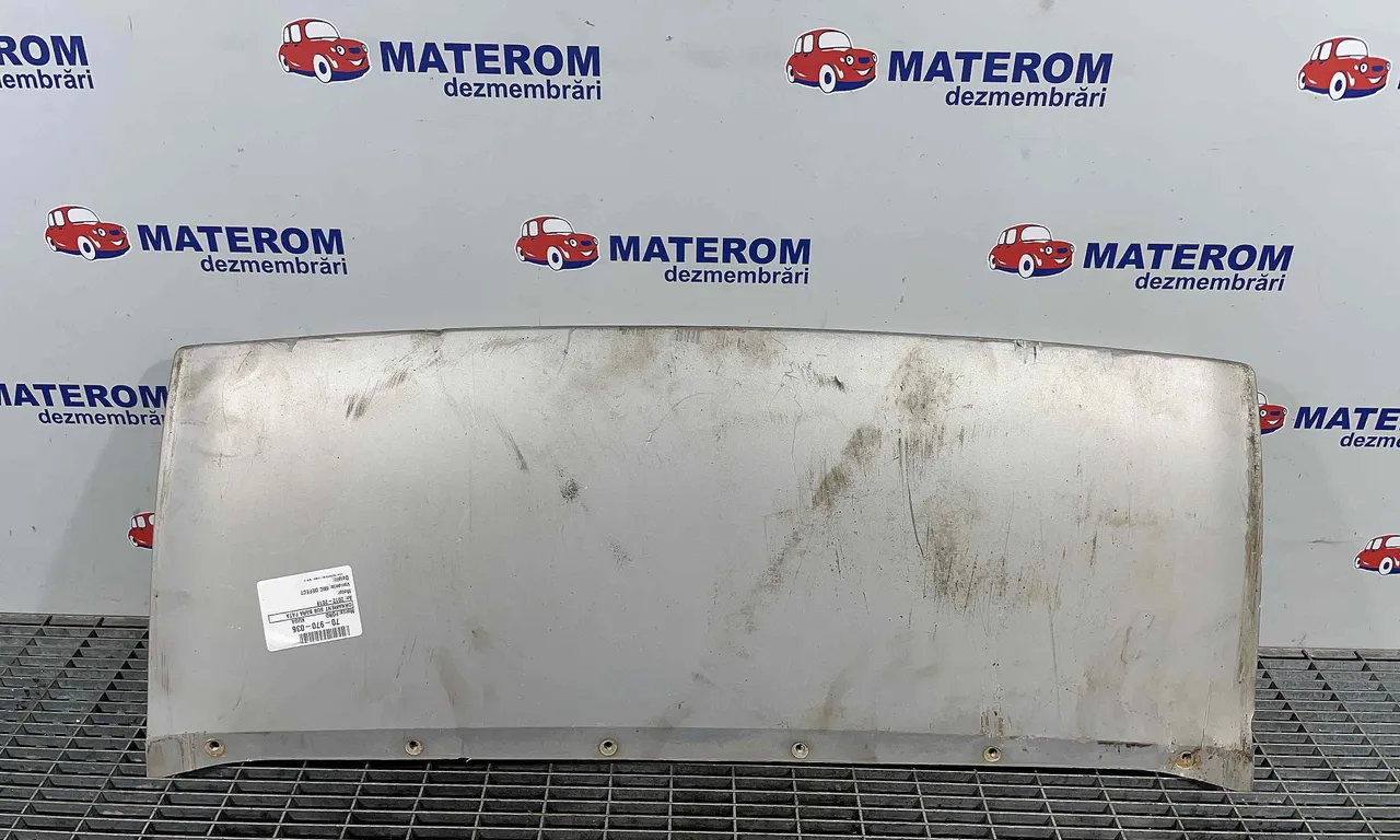 ORNAMENT SUB BARA FATA FORD KUGA II VAN 2012-2019