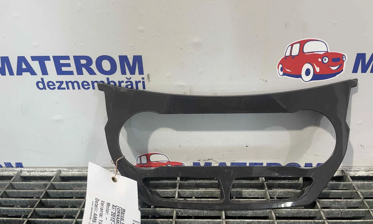 ORNAMENT TABLOU INCALZIRE FORD KUGA II VAN 2012-2019