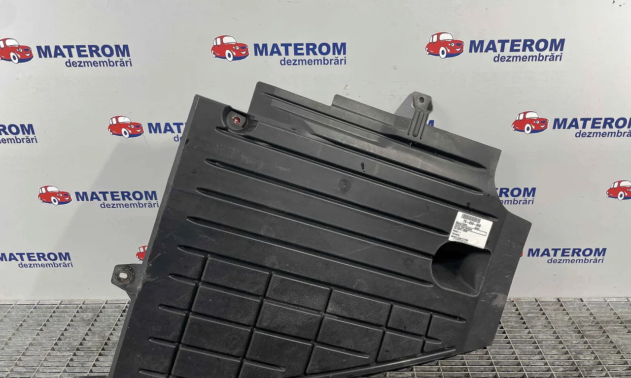 SCUT SUB MASINA FORD KUGA II VAN 2012-2019