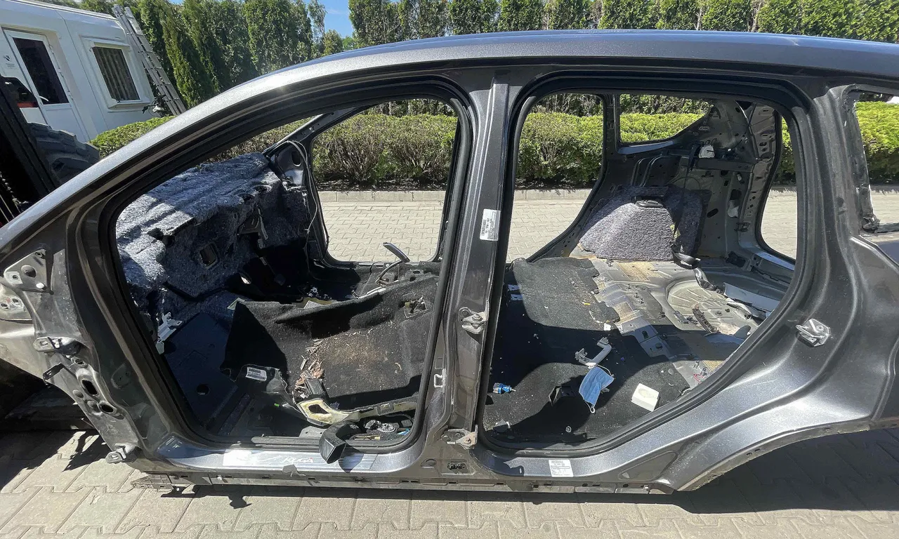 STALP MIJLOC STANGA FORD KUGA II VAN 2012-2019
