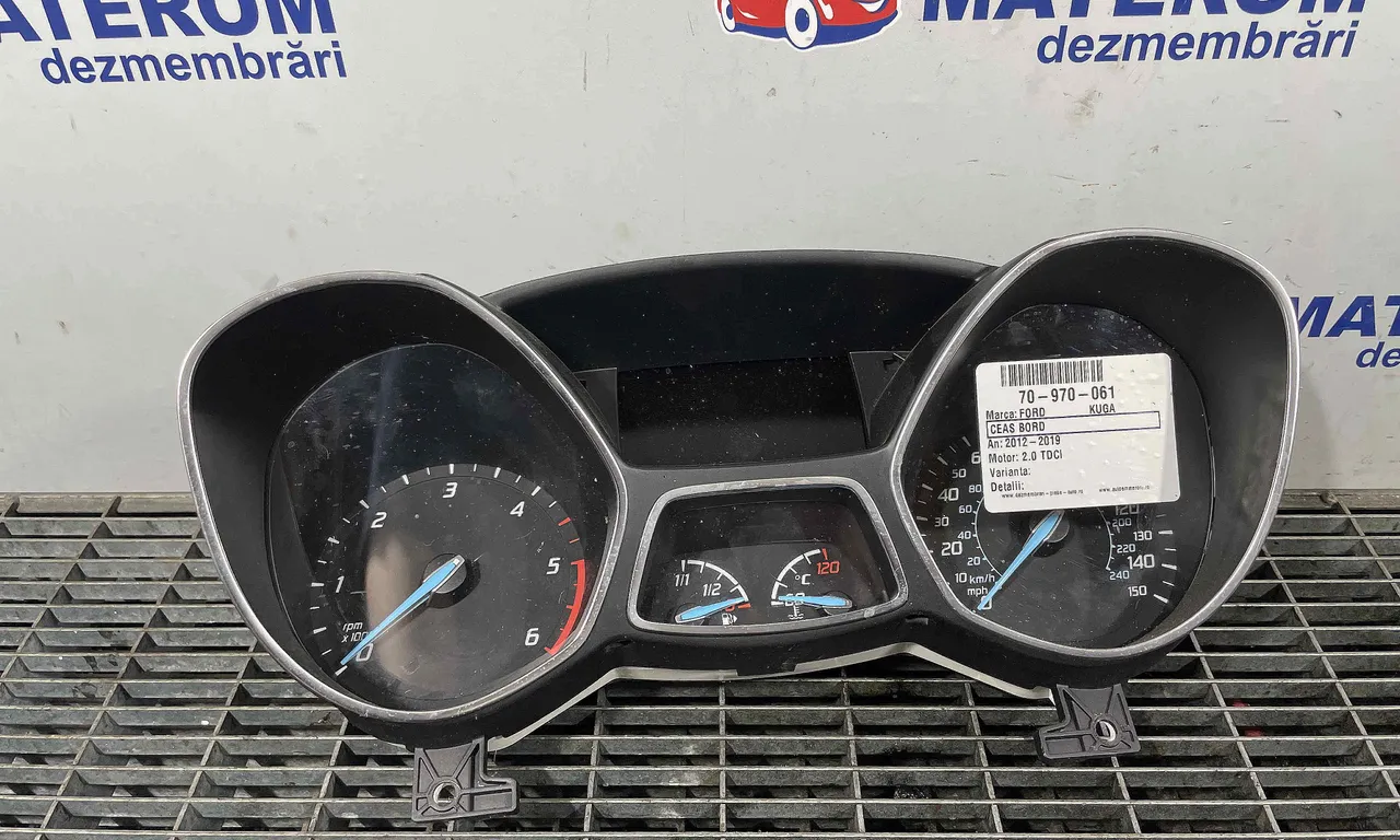 CEAS BORD FORD KUGA II VAN 2012-2019