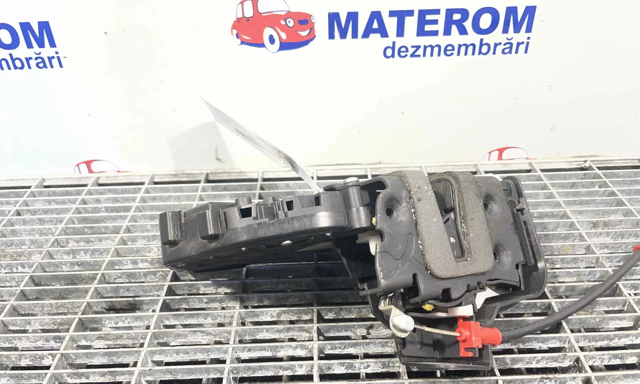 INCUIETOARE USA SPATE DREAPTA FORD MONDEO IV 2007-2015