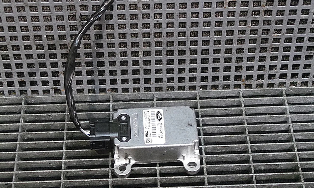 SENZOR ESP FORD MONDEO IV 2007-2015