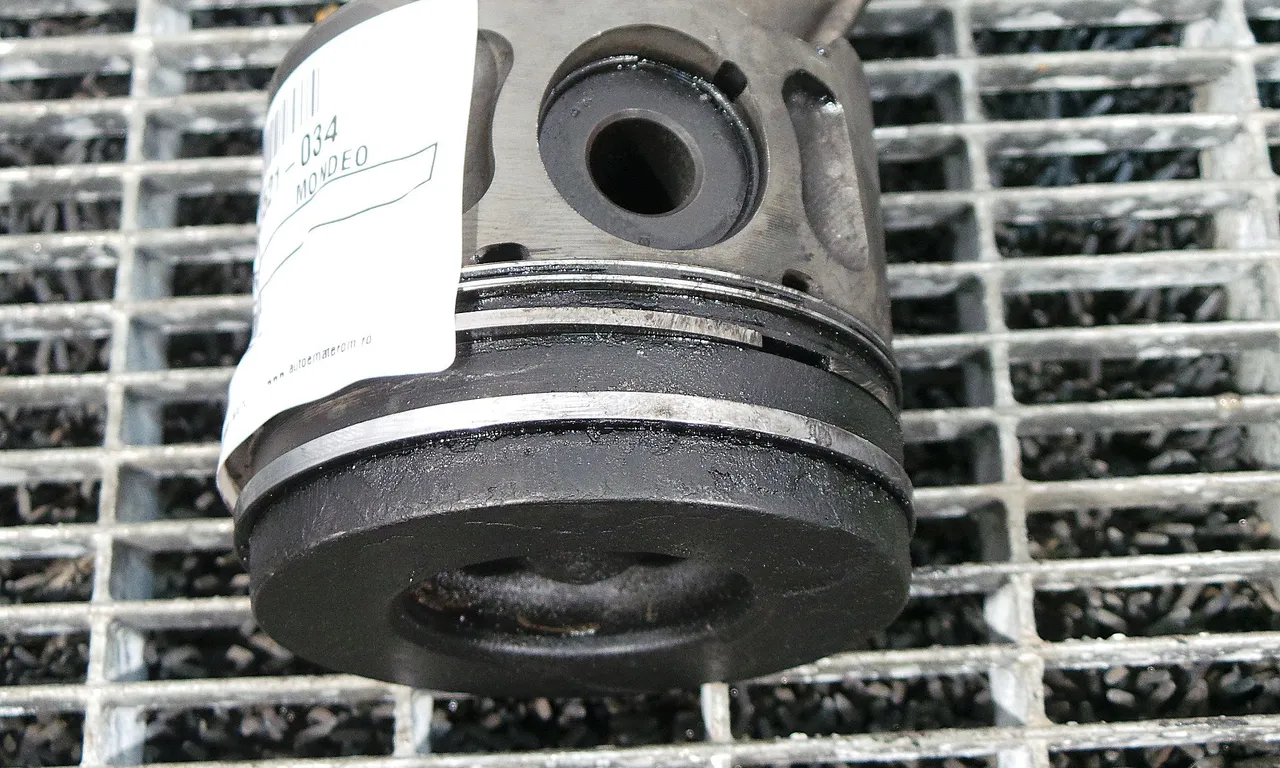 PISTON FORD MONDEO IV 2007-2015