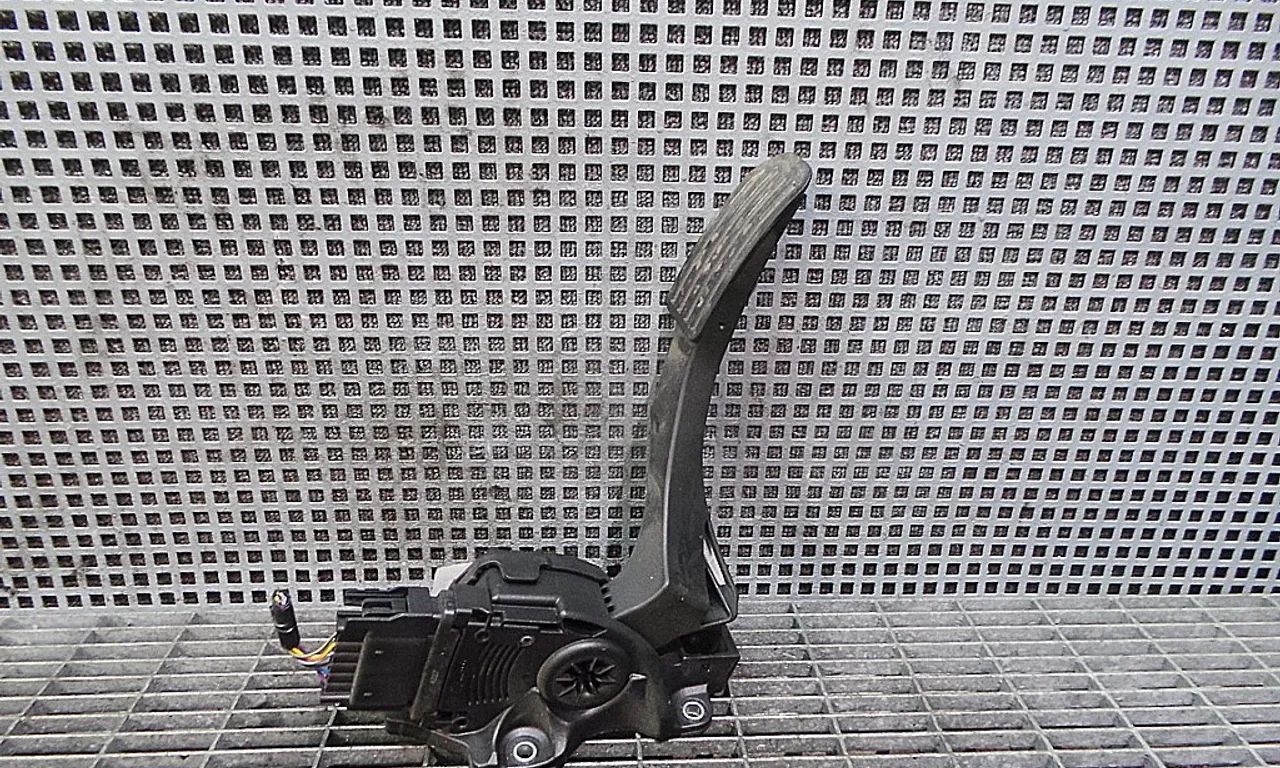 PEDALA ACCELERATIE FORD MONDEO IV 2007-2015
