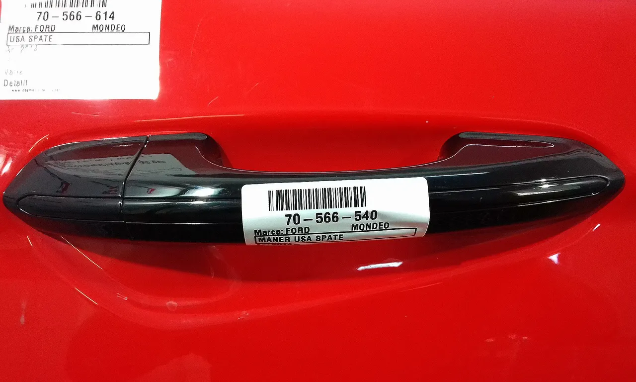 MANER USA SPATE DREAPTA FORD MONDEO V 2012-2019