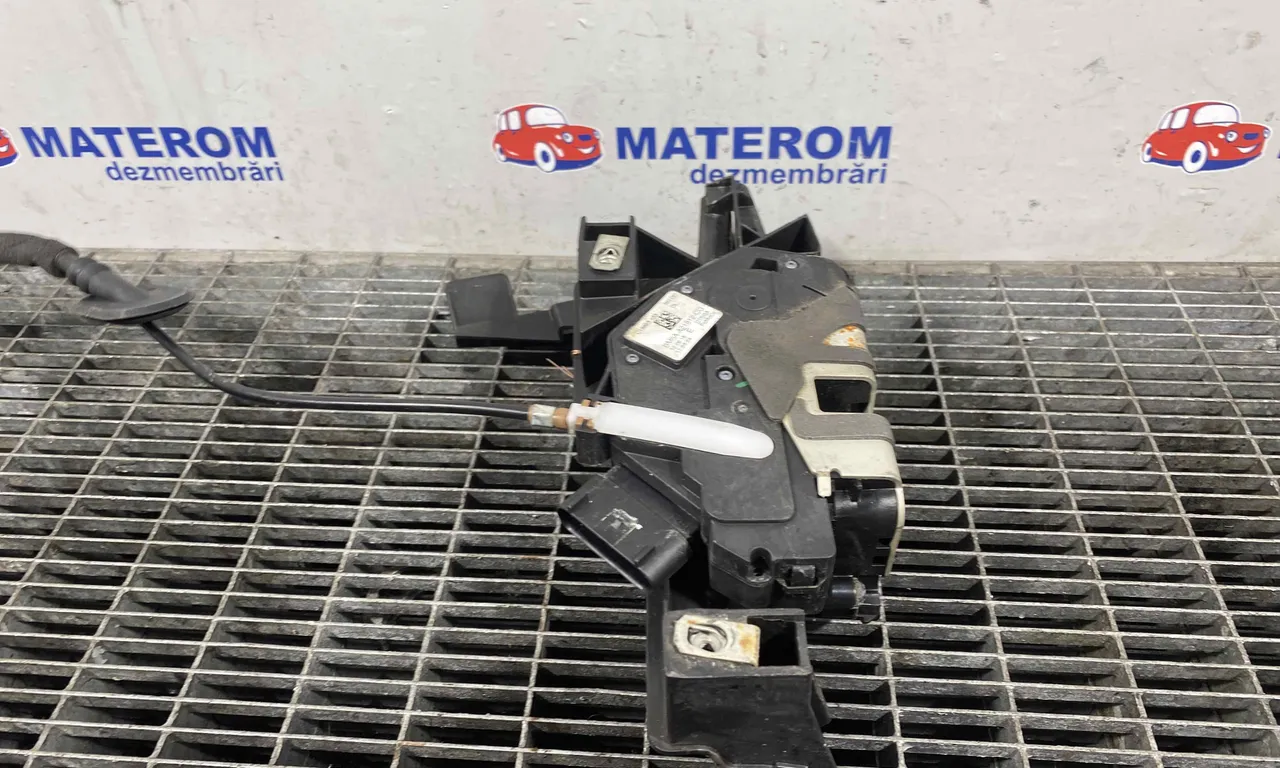 INCUIETOARE USA FATA DREAPTA FORD MONDEO V 2014-2019
