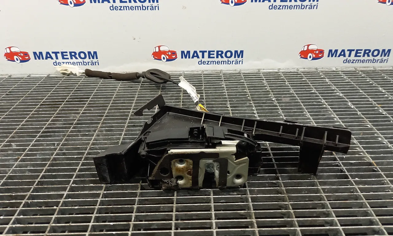 INCUIETOARE USA SPATE DREAPTA FORD MONDEO V 2014-2019