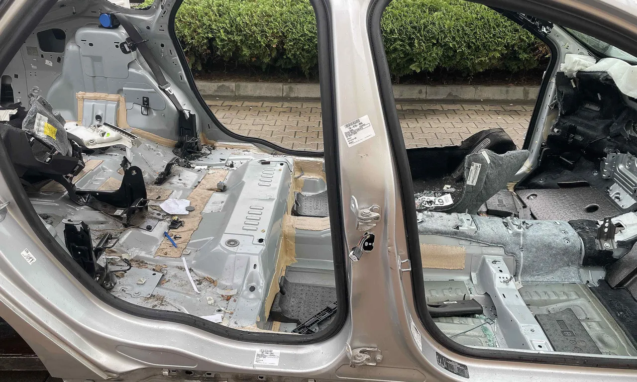 STALP MIJLOC DREAPTA FORD MONDEO V 2014-2019