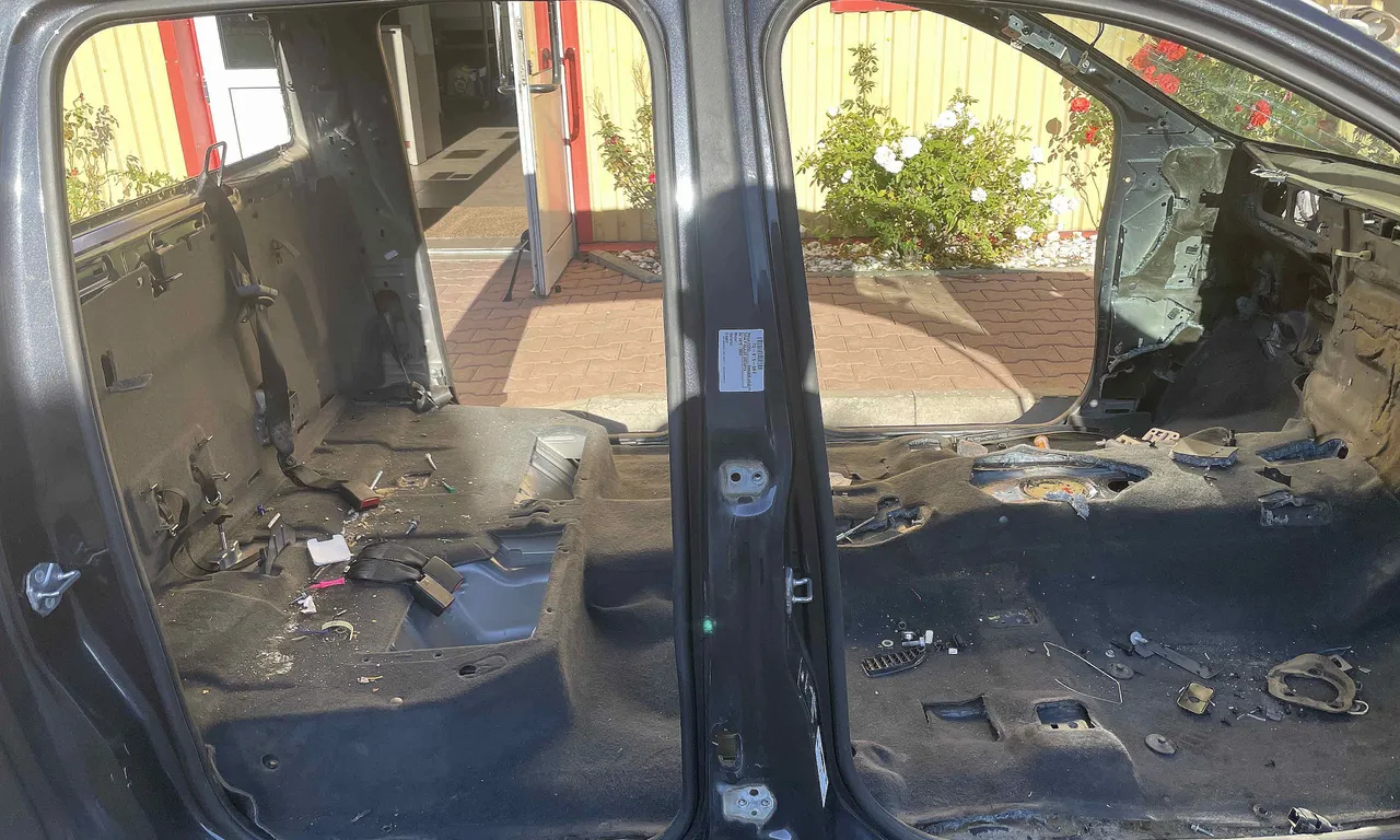 STALP MIJLOC DREAPTA FORD RANGER 2011-2022