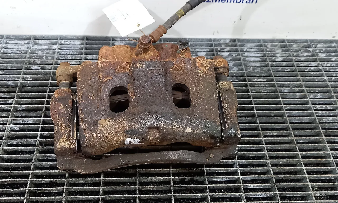 ETRIER FATA DREAPTA FORD RANGER 2011-2015