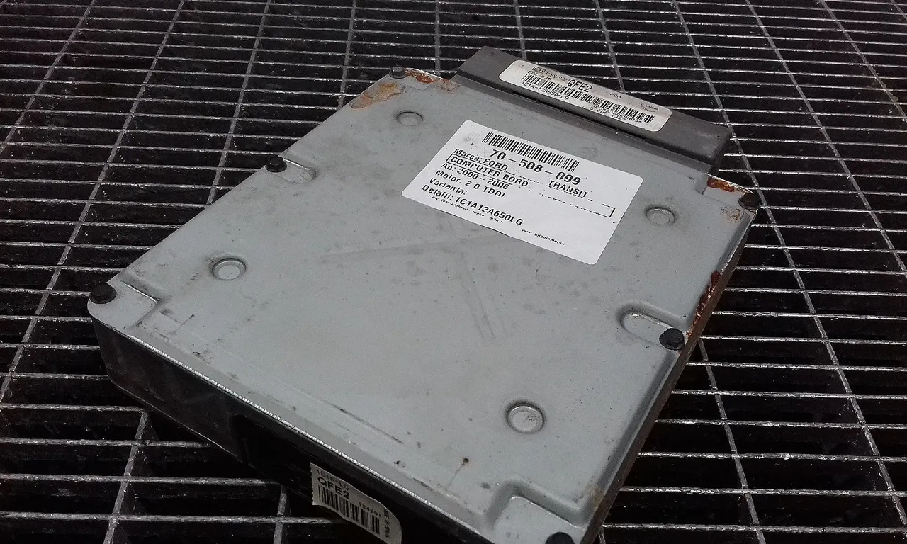 CALCULATOR MOTOR FORD TRANSIT bus 2000-2006