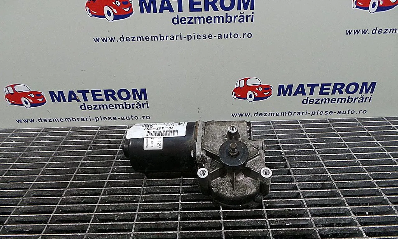 MOTORAS STERGATOR PARBRIZ FORD TRANSIT bus 2006-2014