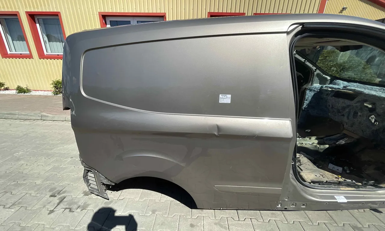 ARIPA SPATE DREAPTA FORD TRANSIT COURIER B460 2014-2022