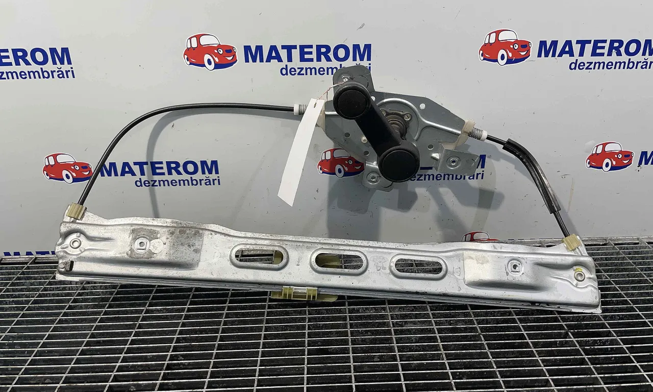 MACARA USA FATA DREAPTA FORD TRANSIT COURIER B460 2014-2022