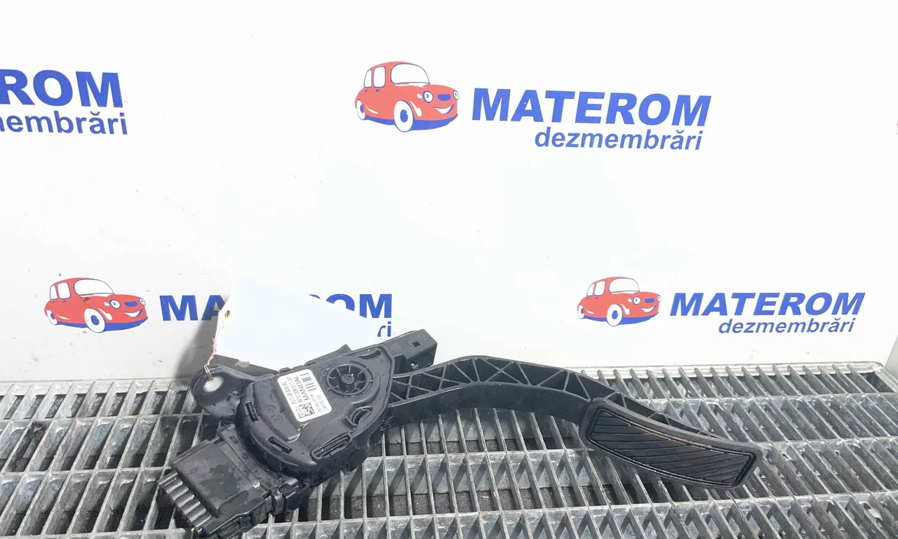 PEDALA ACCELERATIE FORD TRANSIT COURIER B460 2014-2022