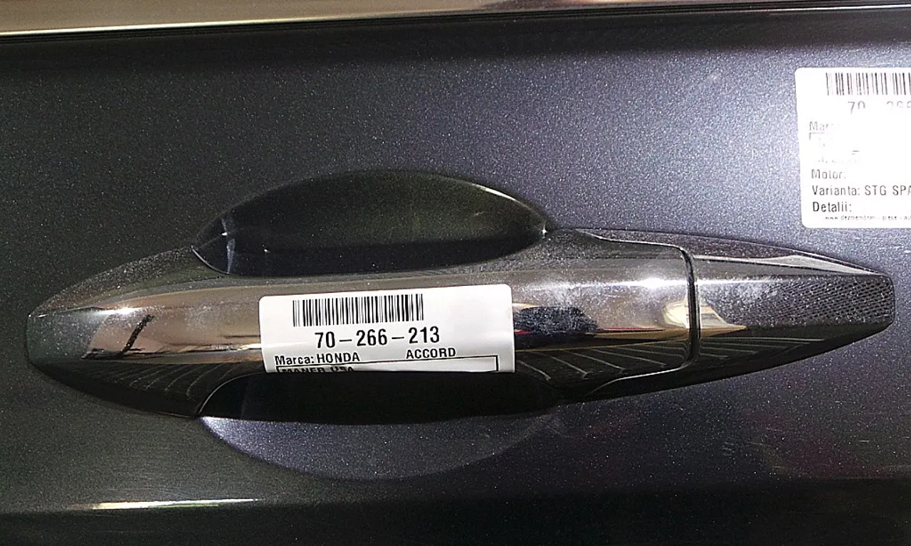 MANER USA SPATE STANGA HONDA ACCORD VII 2003-2012