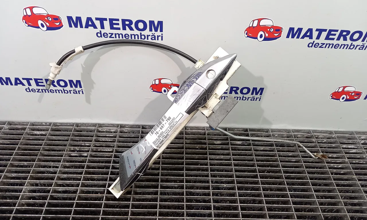 MANER USA FATA DREAPTA HONDA ACCORD VIII 2007-2012