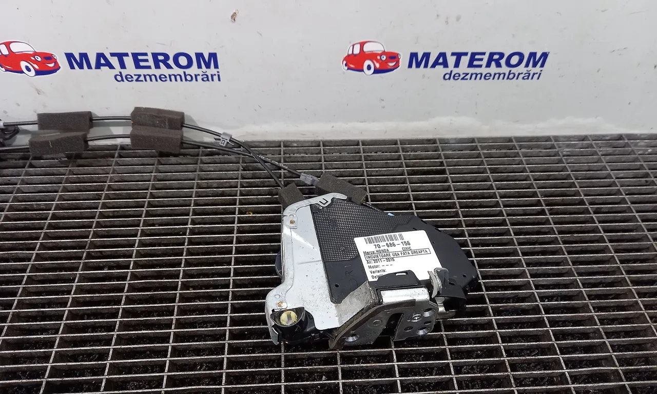 INCUIETOARE USA FATA DREAPTA HONDA CIVIC IX 2011-2016