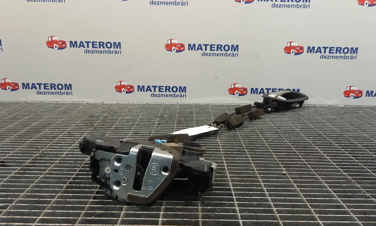 INCUIETOARE USA FATA DREAPTA HONDA CIVIC IX 2011-2016