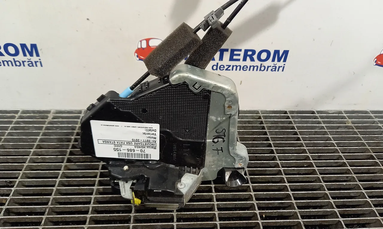 INCUIETOARE USA FATA STANGA HONDA CIVIC IX 2011-2016