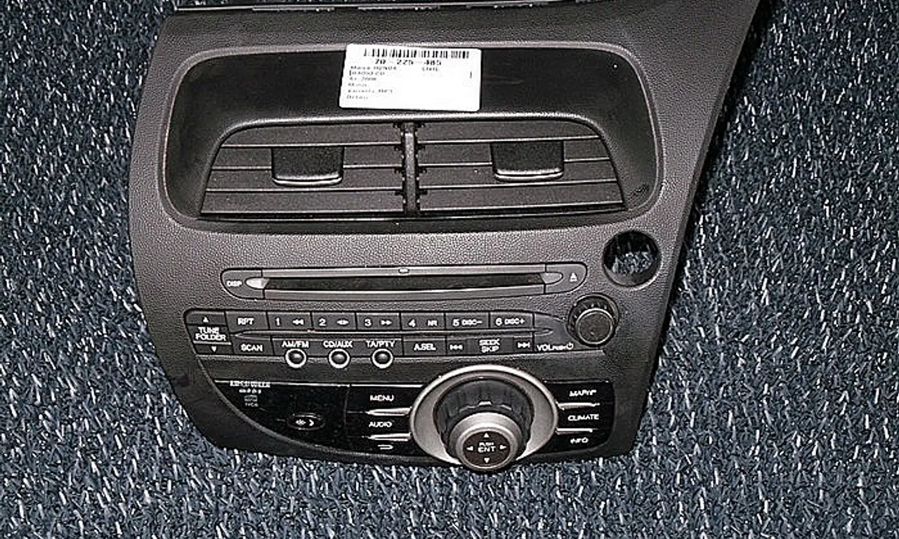 RADIO CD HONDA CIVIC VIII 2005-2013