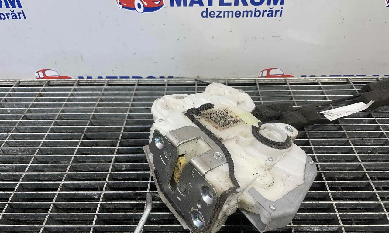 INCUIETOARE USA SPATE DREAPTA HONDA CR-V III 2006-2012