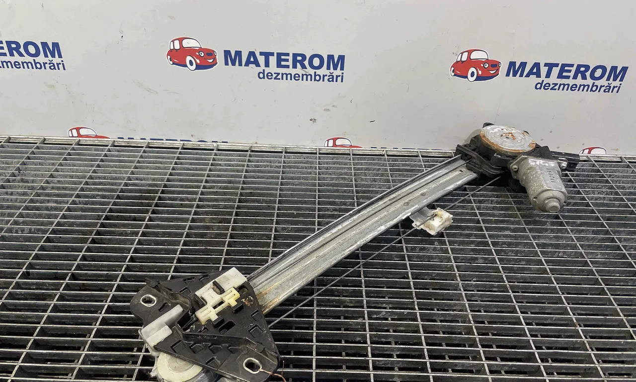 MACARA USA SPATE STANGA HONDA CR-V III 2006-2012