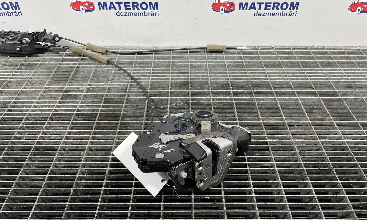 INCUIETOARE USA FATA DREAPTA HONDA CR-V IV 2012-2016
